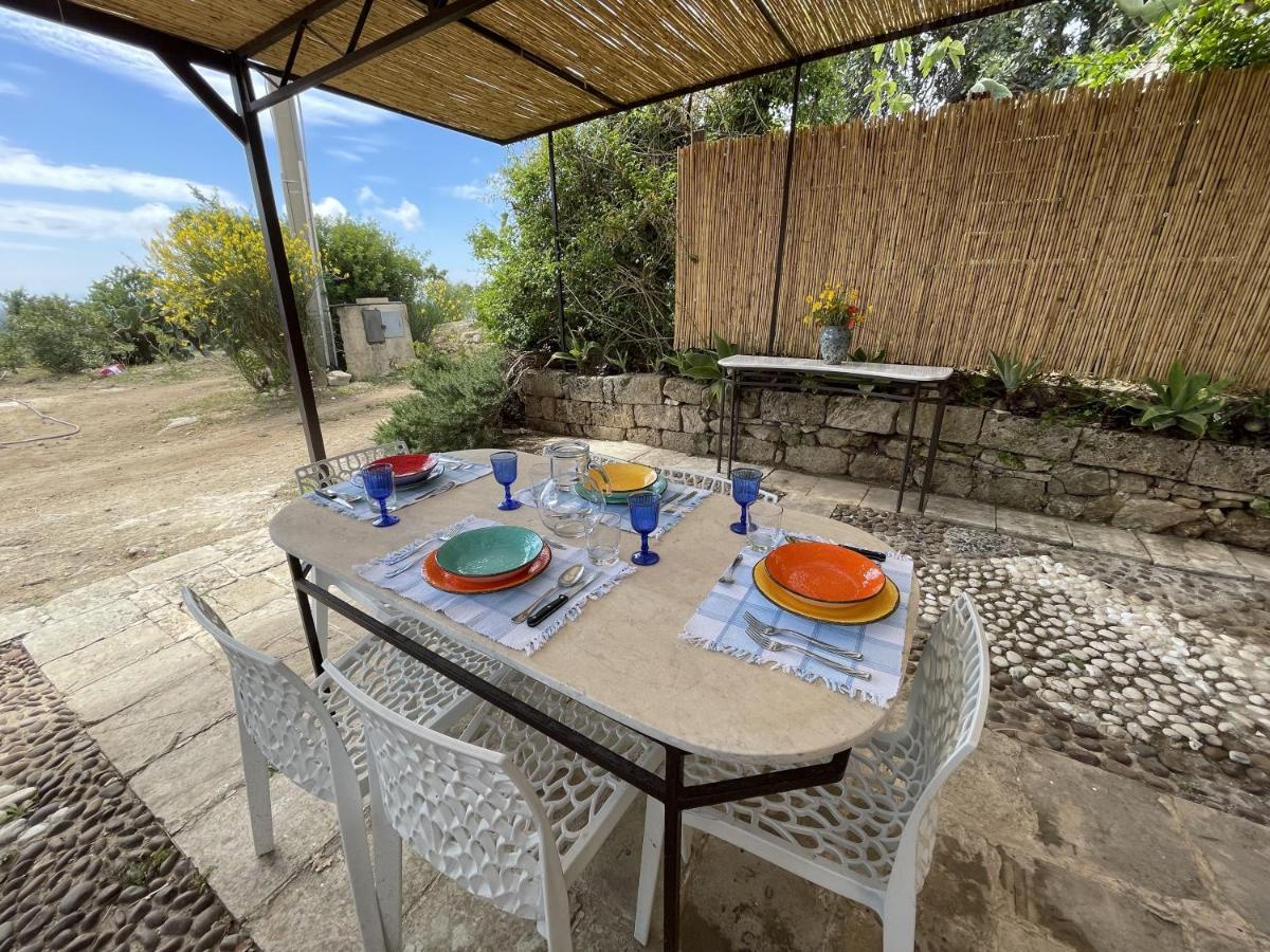 Il Dammuso Di Noto - Villa Con Piscina Privata Avola Exterior foto