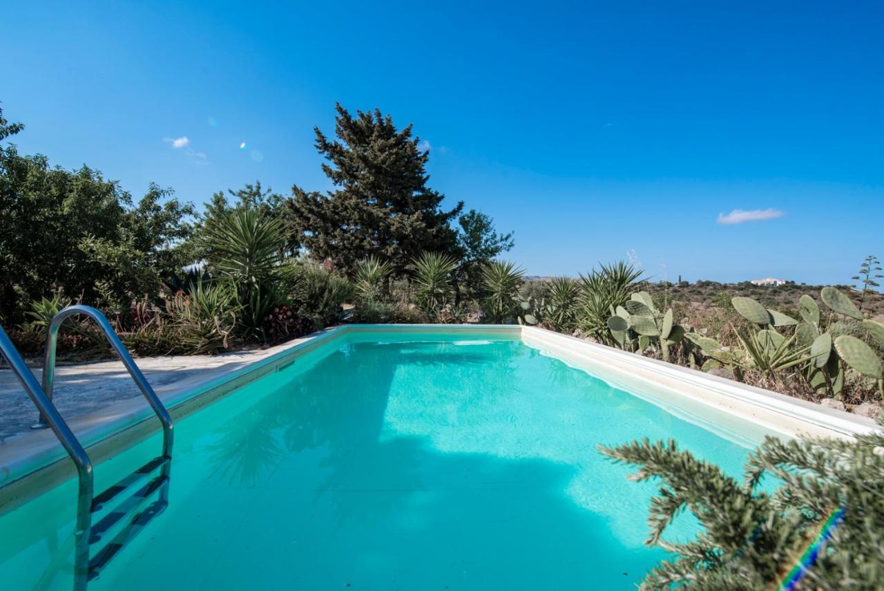 Il Dammuso Di Noto - Villa Con Piscina Privata Avola Exterior foto